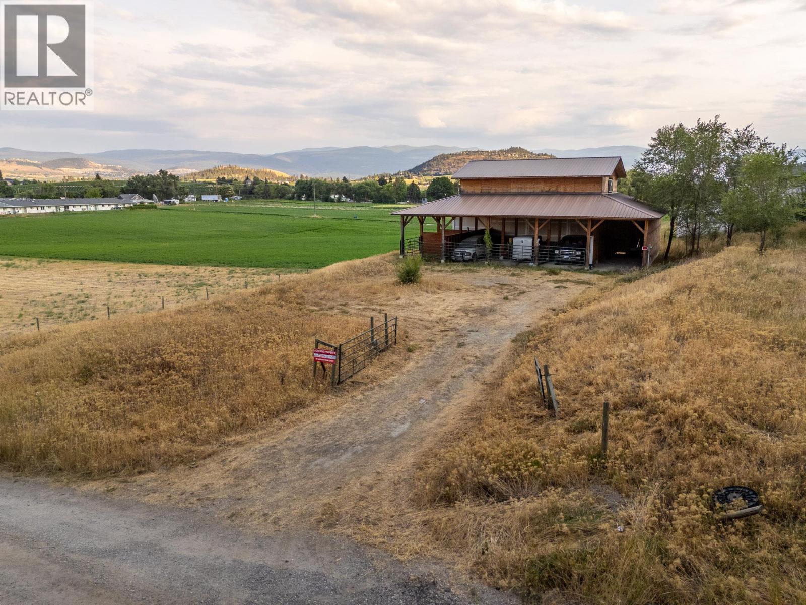  528 Snowsell Street North, Kelowna
