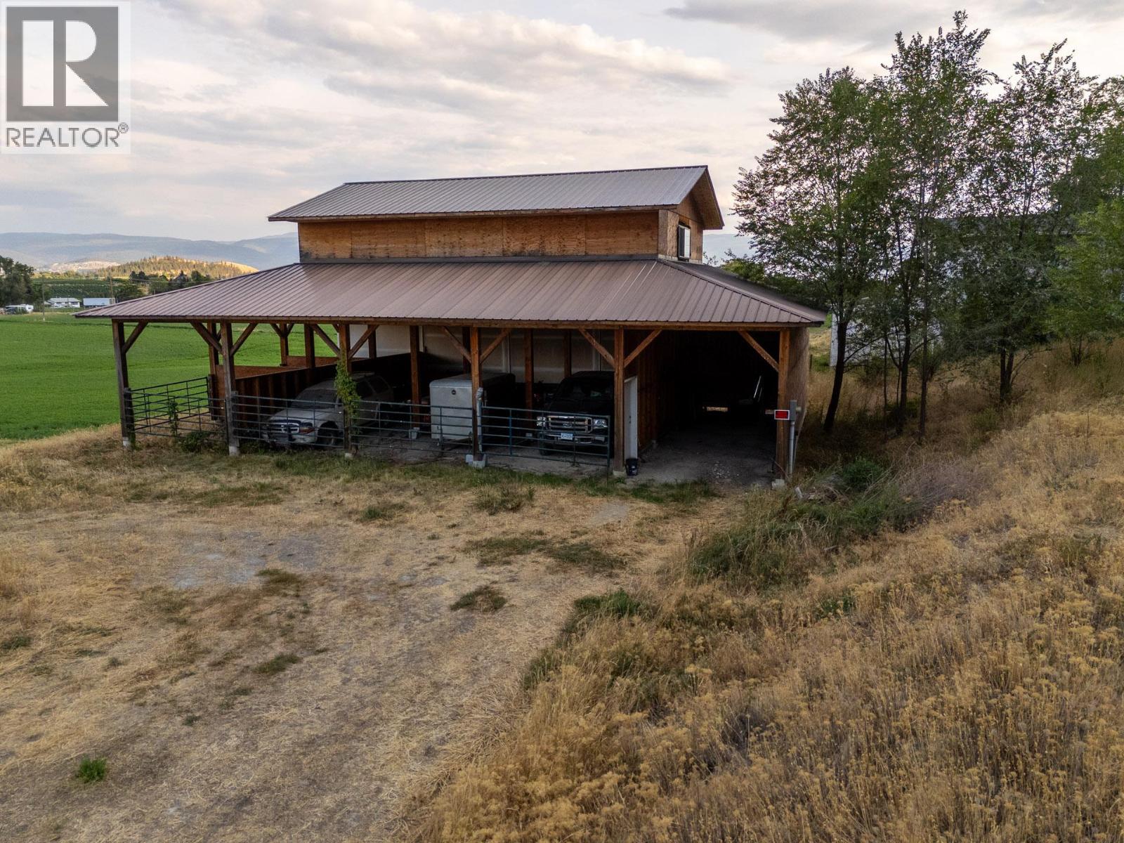  528 Snowsell Street North, Kelowna