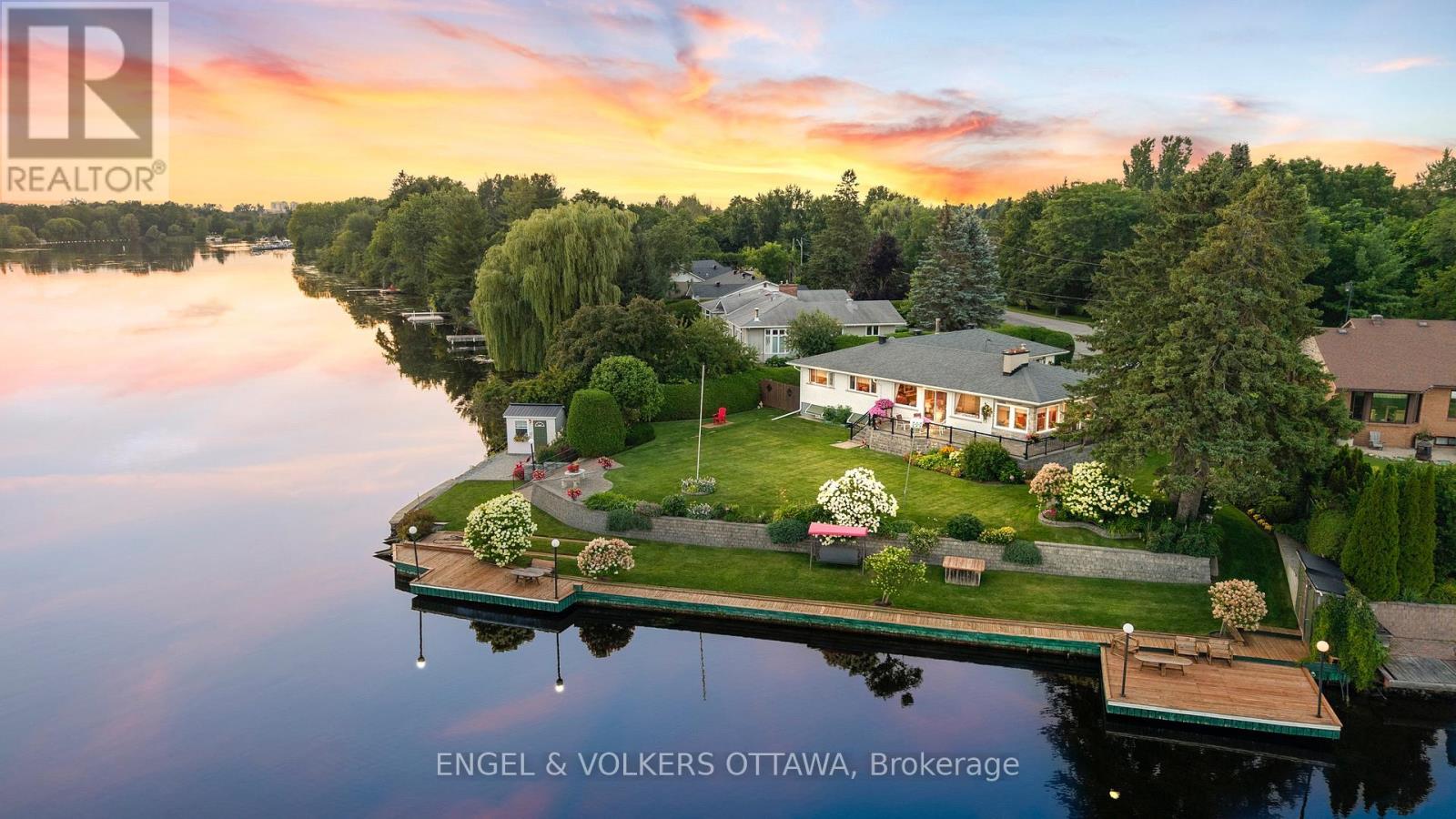 5046 MOWATVIEW COURT - 2