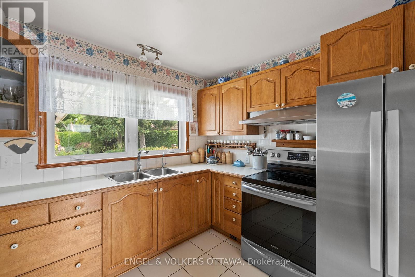 5046 MOWATVIEW COURT - Image 21