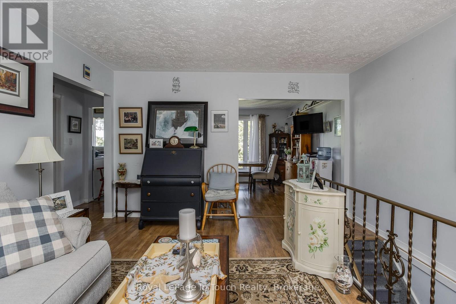 33 GRANDVIEW ROAD - Image 18