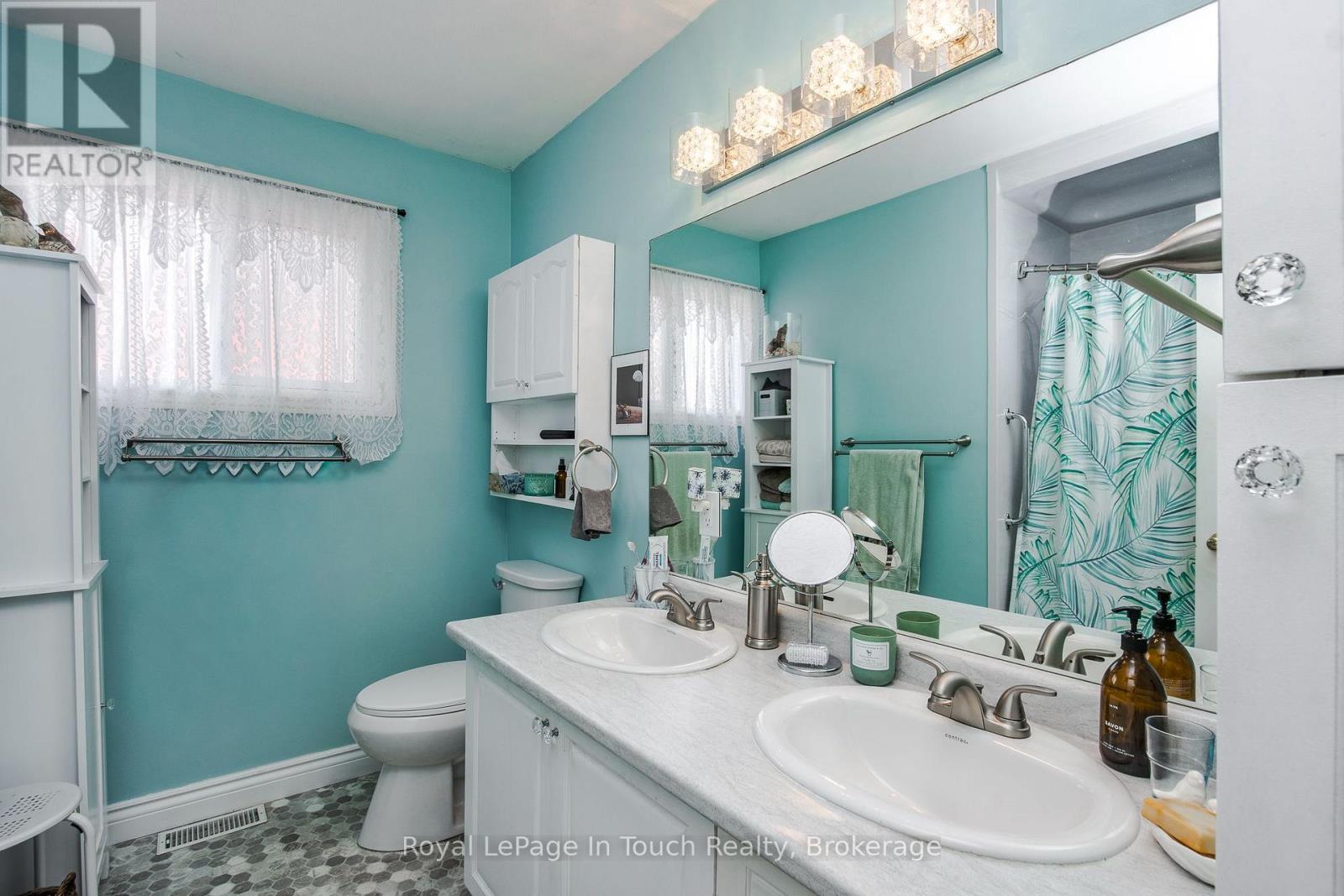 33 GRANDVIEW ROAD - Image 23