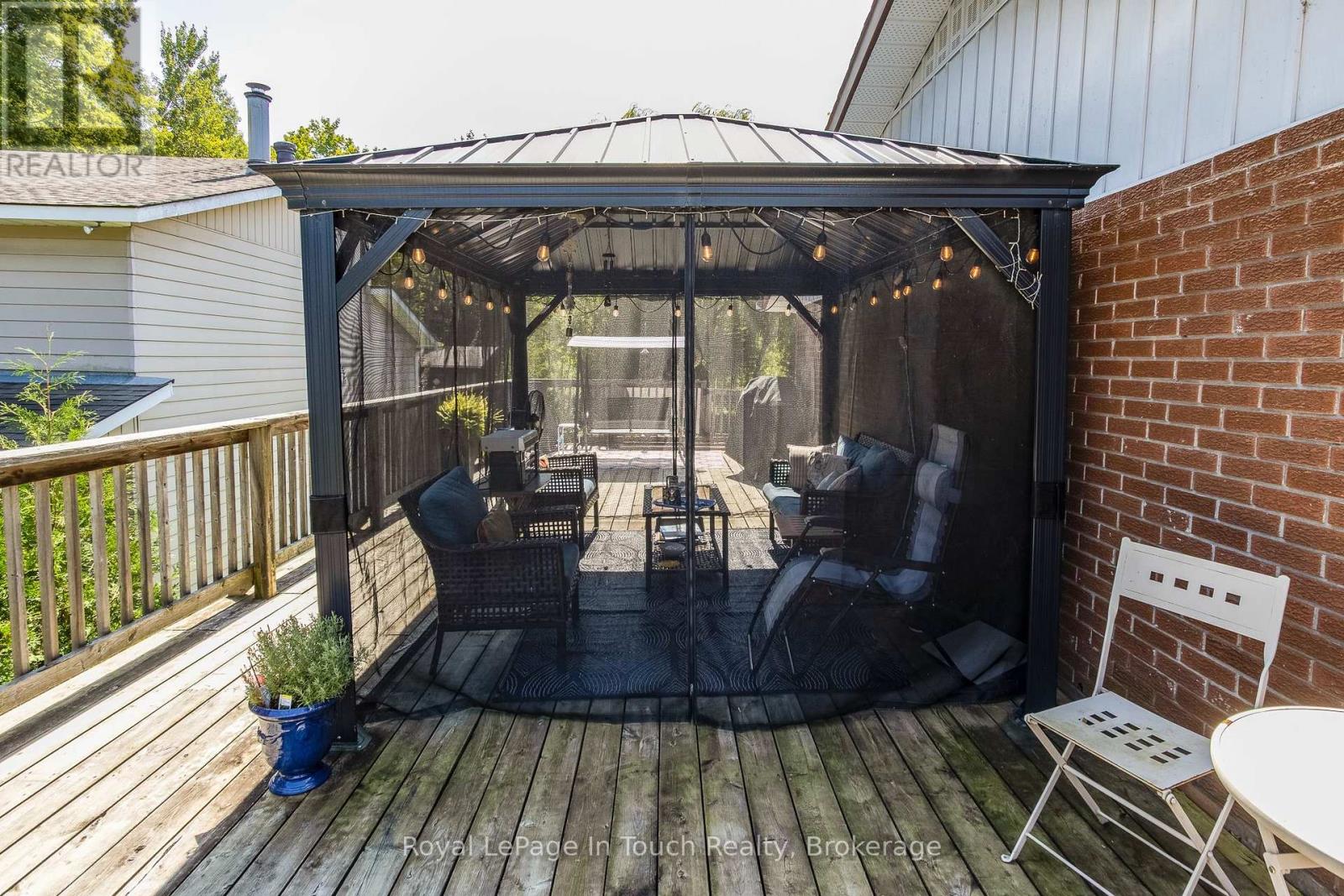 33 GRANDVIEW ROAD - 4