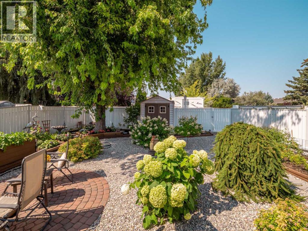 66 Heritage Road W - 46