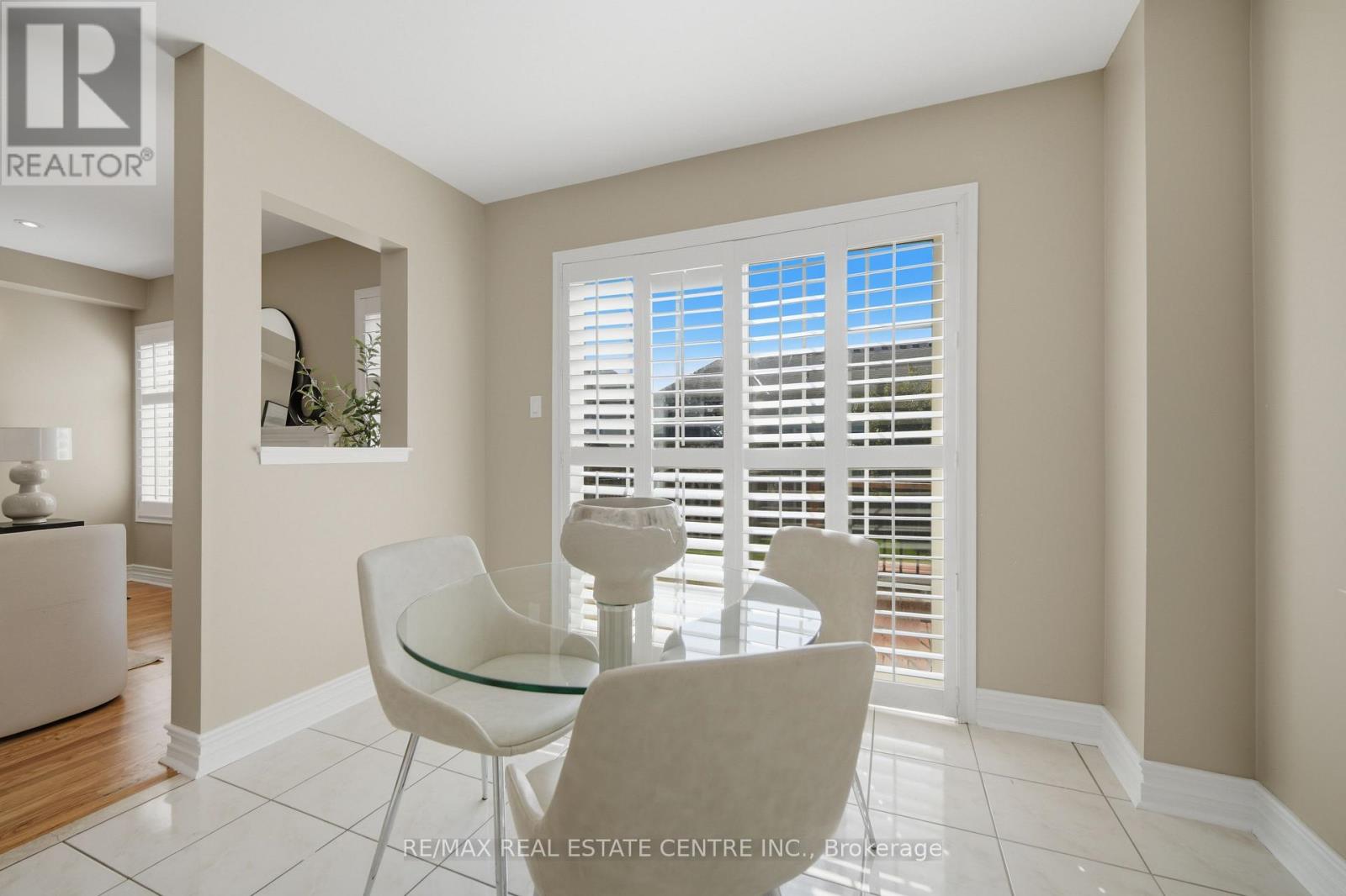 215 WILLOWBROOK DRIVE - Image 17