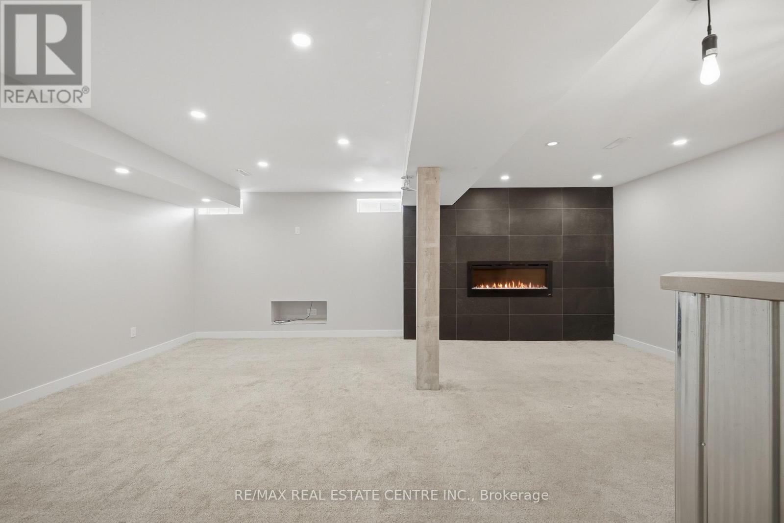 215 WILLOWBROOK DRIVE - Image 42