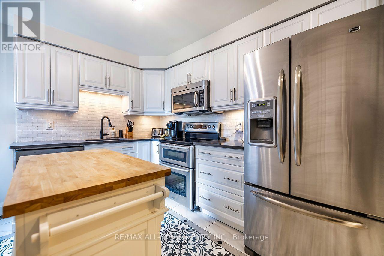#19 19 ADAMS COURT - 15