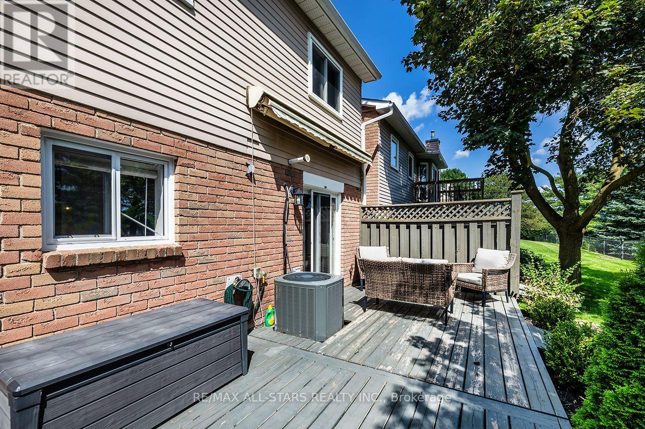 #19 19 ADAMS COURT - Image 41