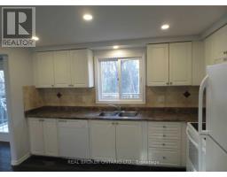 Upper - 18 Chippawa Court, Barrie, ON L4M5N8 Photo 13