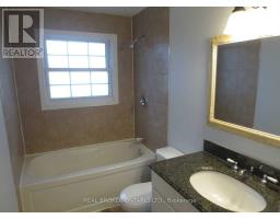 Upper - 18 Chippawa Court, Barrie, ON L4M5N8 Photo 16