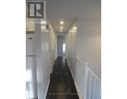Upper - 18 Chippawa Court, Barrie, ON L4M5N8 Photo 17
