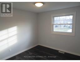 Upper - 18 Chippawa Court, Barrie, ON L4M5N8 Photo 20