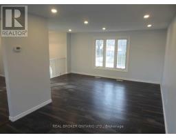 Upper - 18 Chippawa Court, Barrie, ON L4M5N8 Photo 7