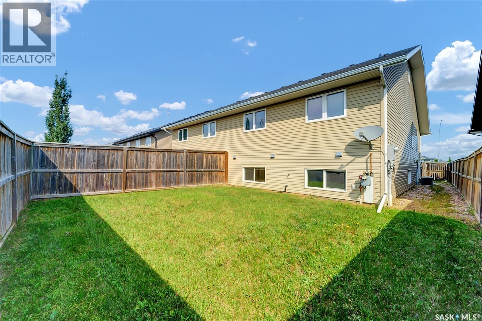 215 Augusta BOULEVARD - 38