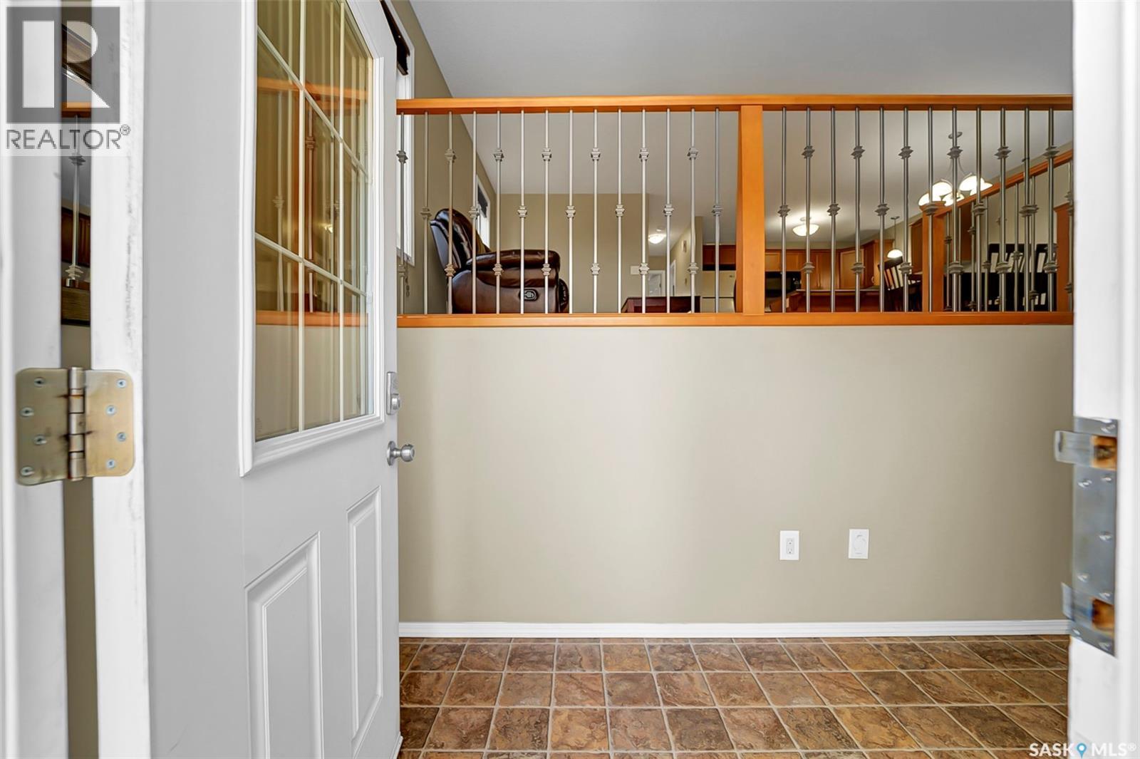 215 Augusta BOULEVARD - 4