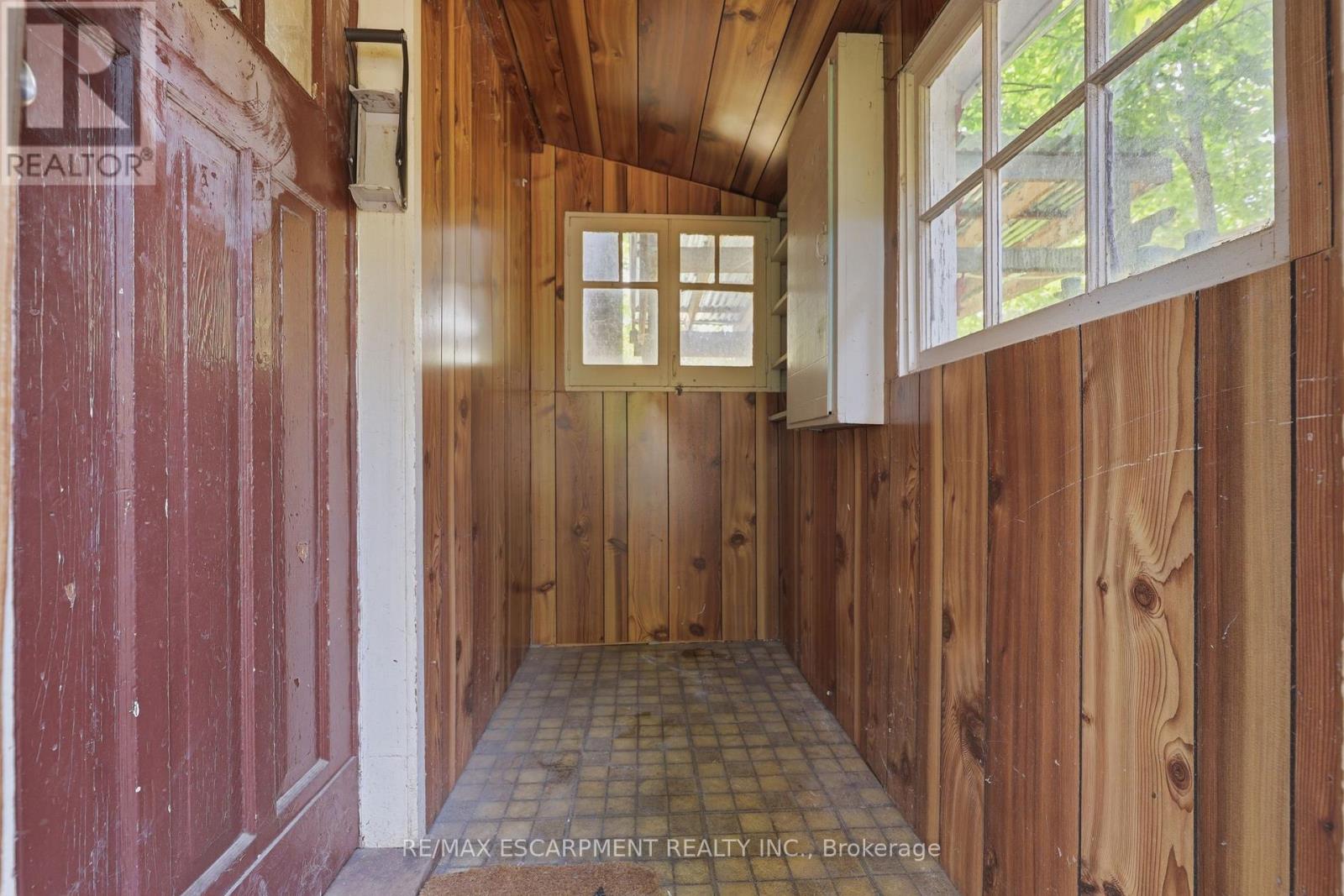 152 COMMERCIAL STREET - Image 29