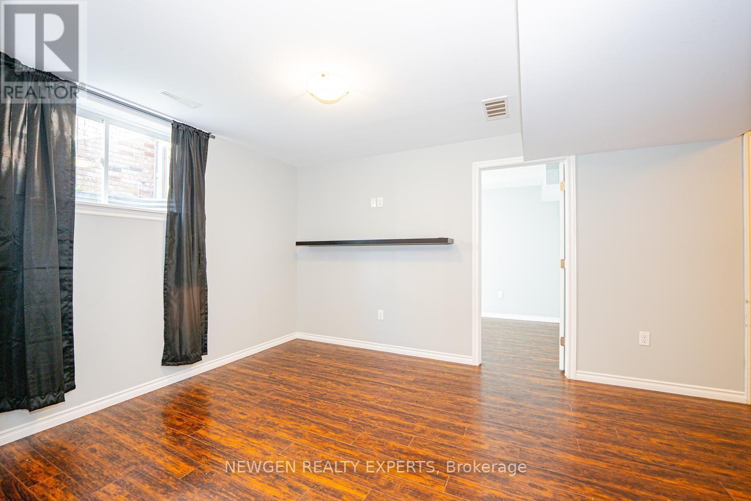 2025 DENVIEW AVENUE - Image 35