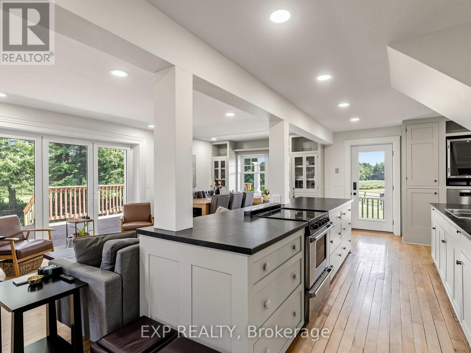 430254 SYDENHAM-LAKESHORE DRIVE - Image 13