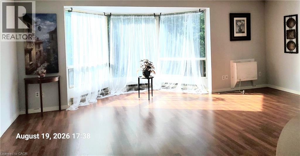 #306 384 W ERB Street W - 12