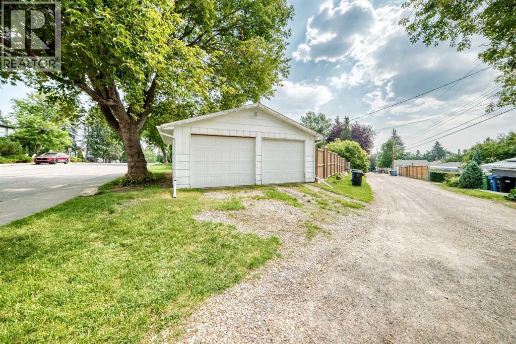 173 Cornwallis Drive NW - Image 47