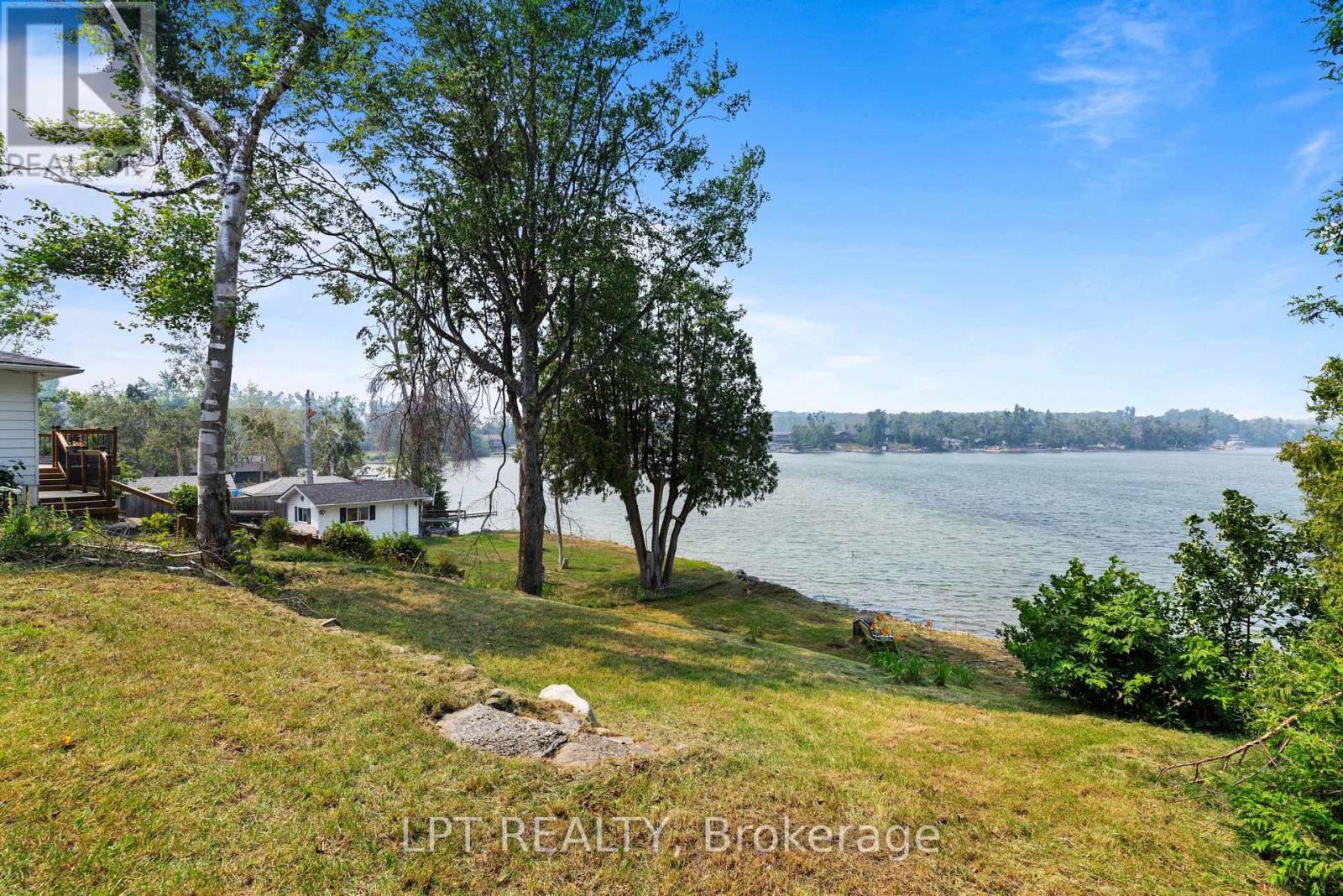 47 MOON POINT DRIVE - 25