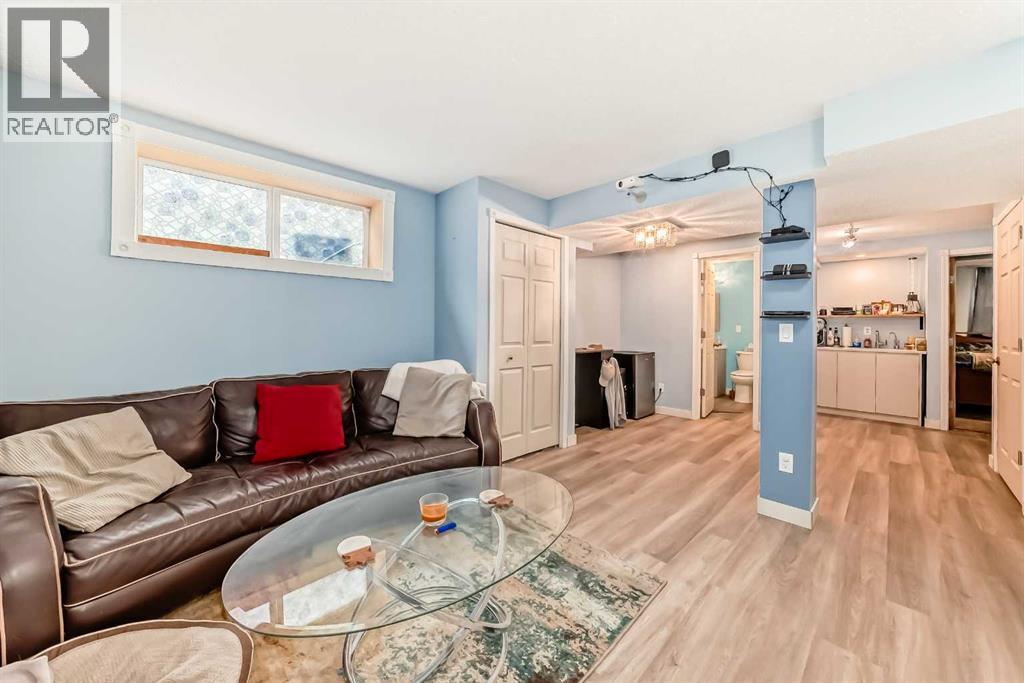485 Cimarron Boulevard - Image 40