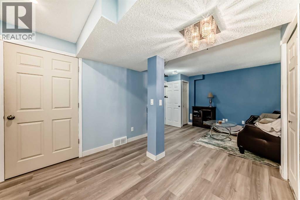 485 Cimarron Boulevard - Image 43