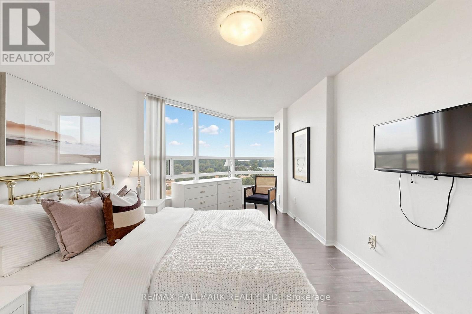 #1022 7905 BAYVIEW AVENUE - Image 28