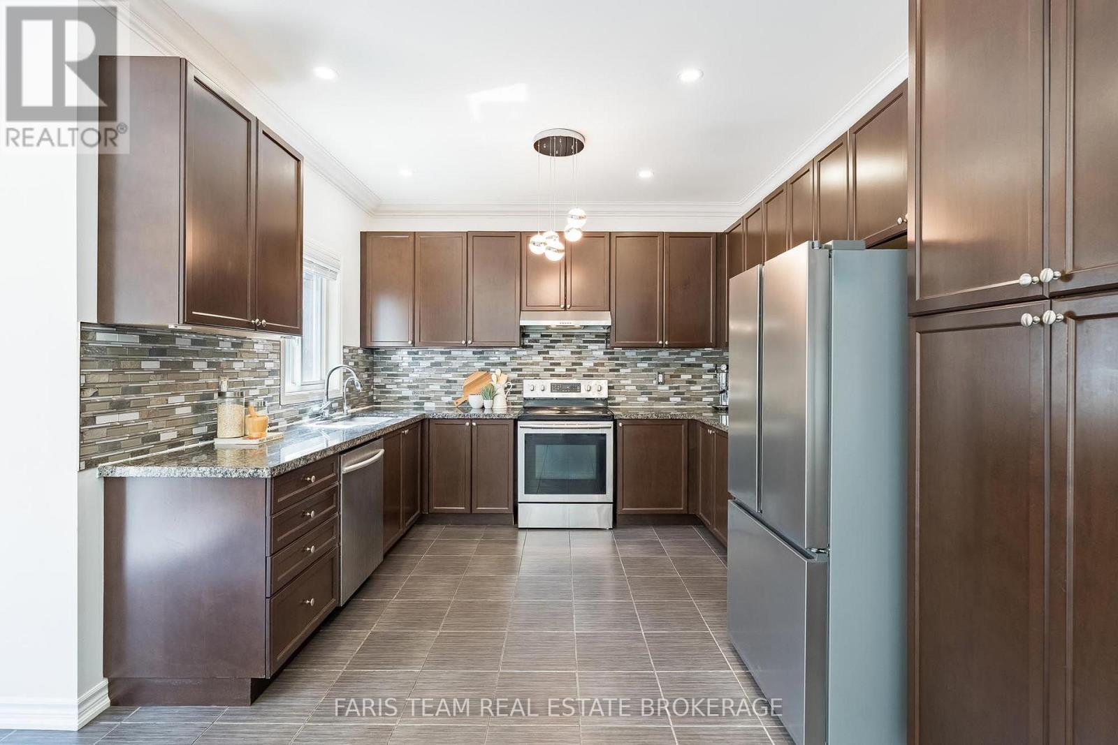 787 FREEMONT COURT - Image 5