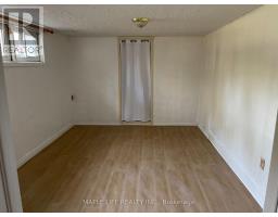 886bsmt Srigley Street, Newmarket, ON L3Y1X7 Photo 14