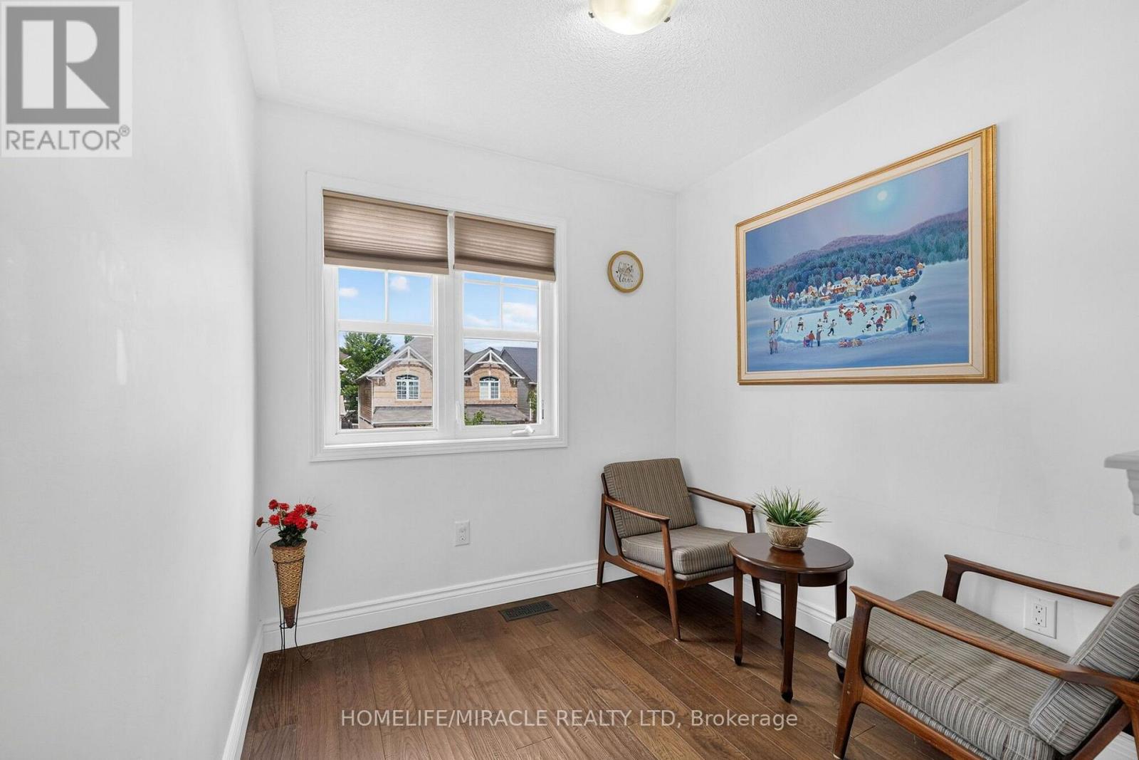 452 TYRONE CRESCENT - 17