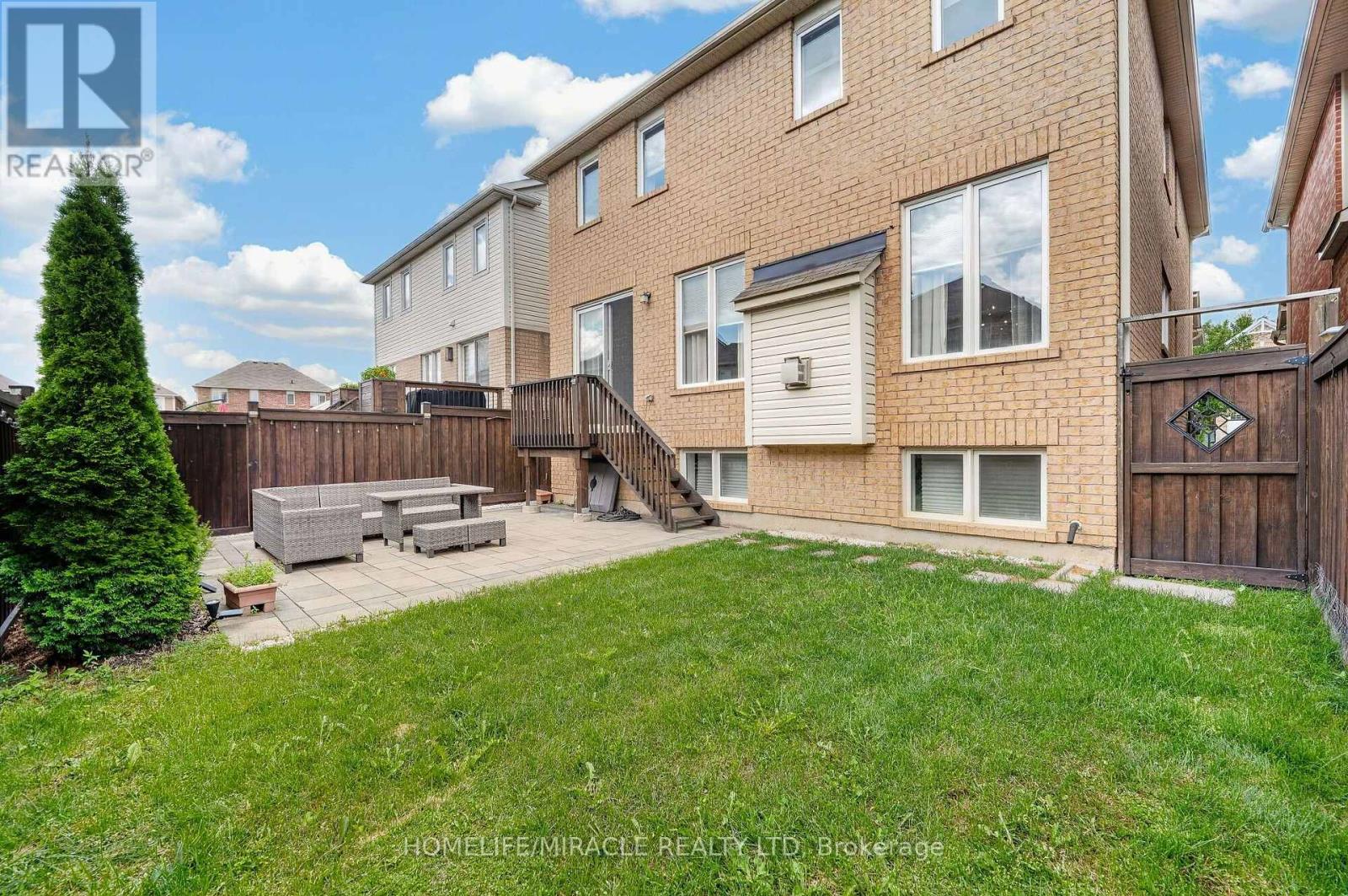 452 TYRONE CRESCENT - Image 39