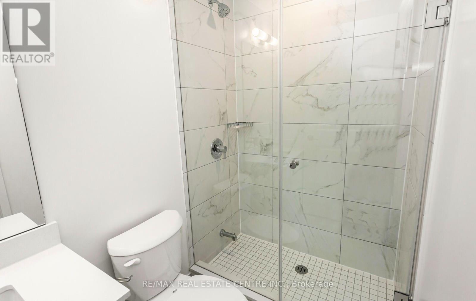 #1307 204 BURNHAMTHORPE ROAD E - 22