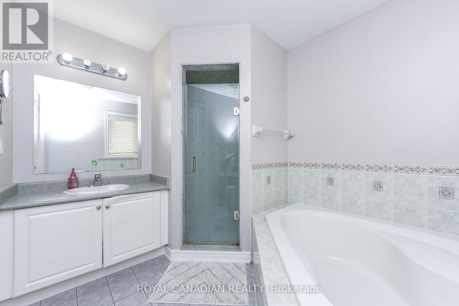 29 DEWSIDE DRIVE - 28