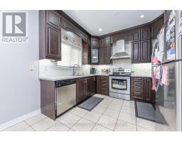 29 Dewside Drive, Brampton, ON L6R3B7 Photo 14