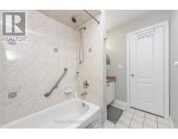 29 Dewside Drive, Brampton, ON L6R3B7 Photo 22