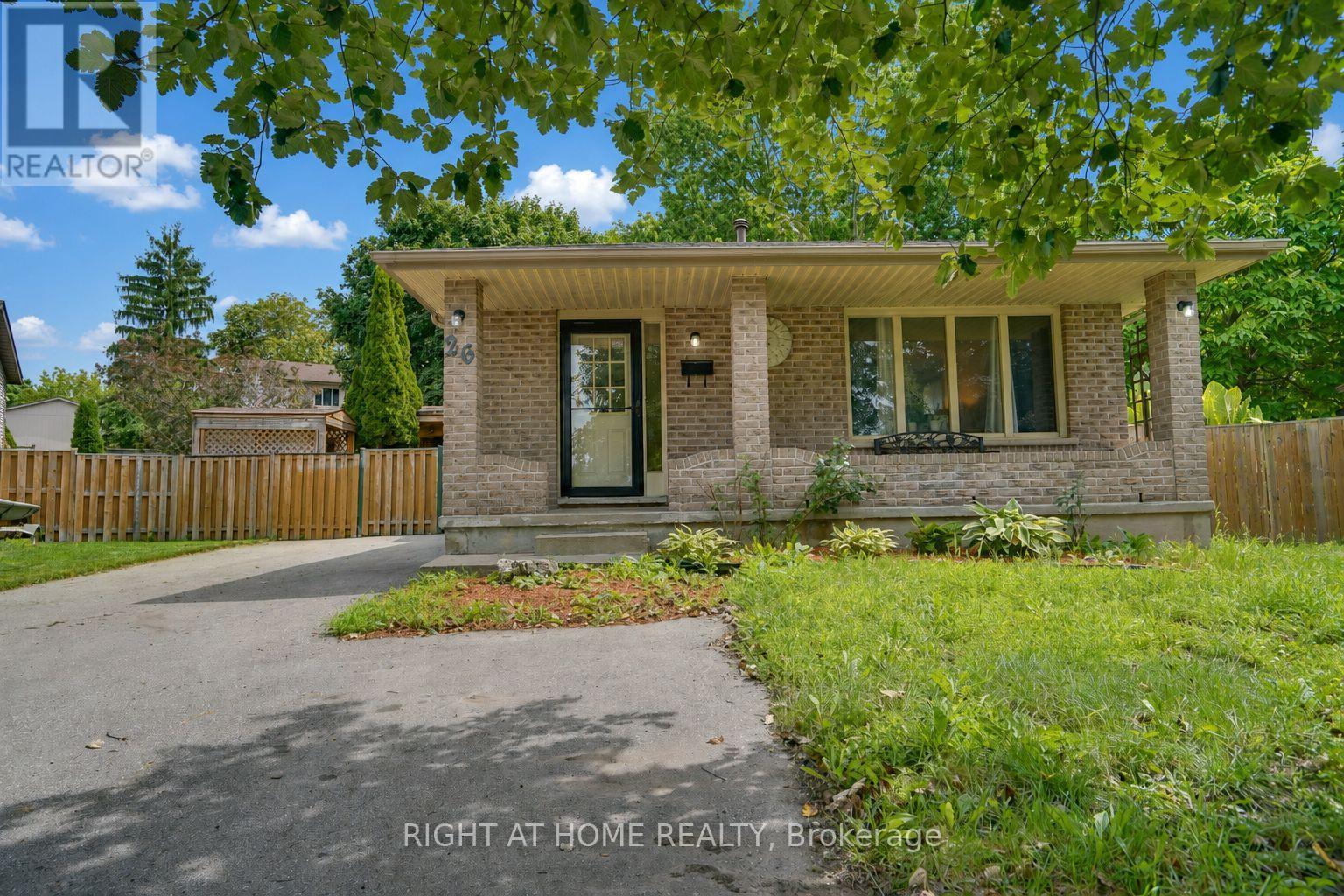 4 bedroom Single Family exterior, 26 Mody Court, London East (East A), Ontario