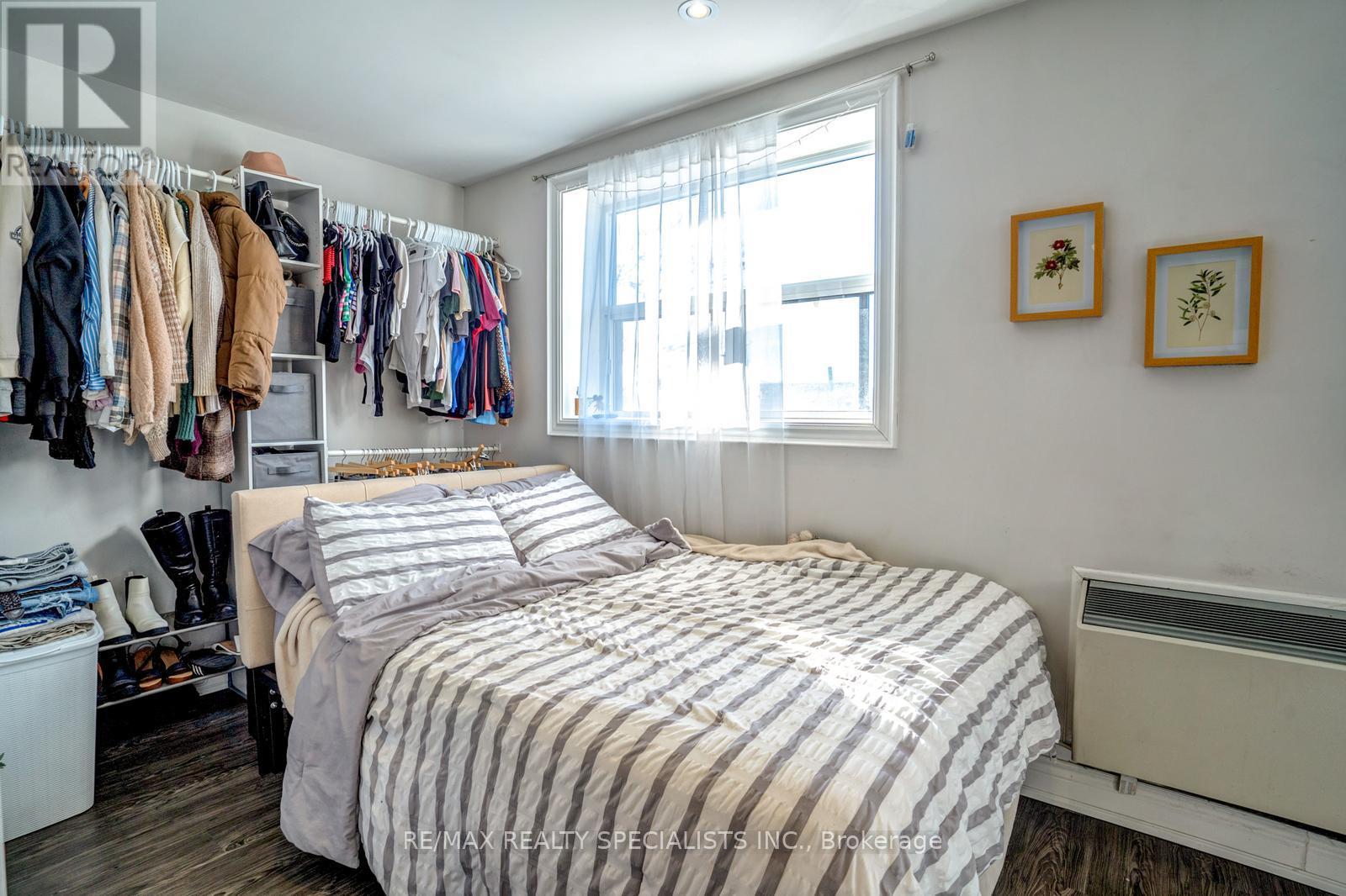 6 BRANT AVENUE - Image 8