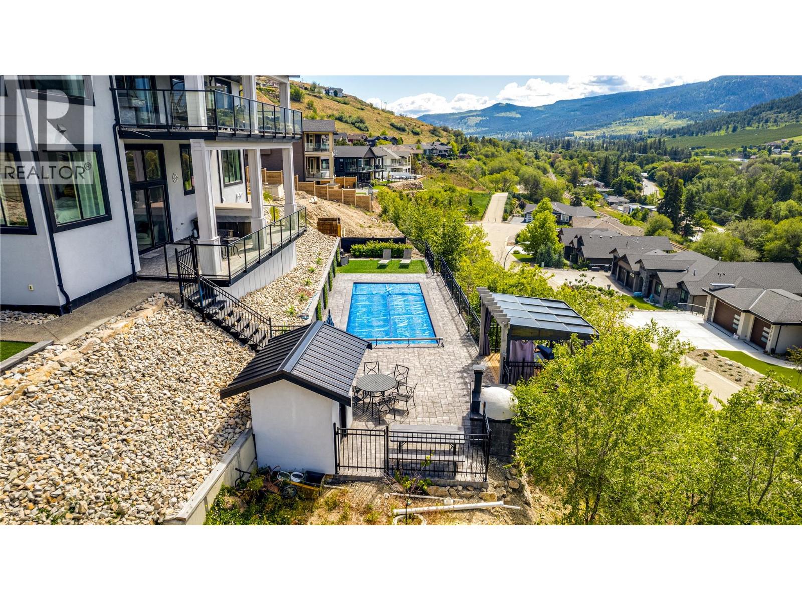 8792 Cortland Place, Coldstream