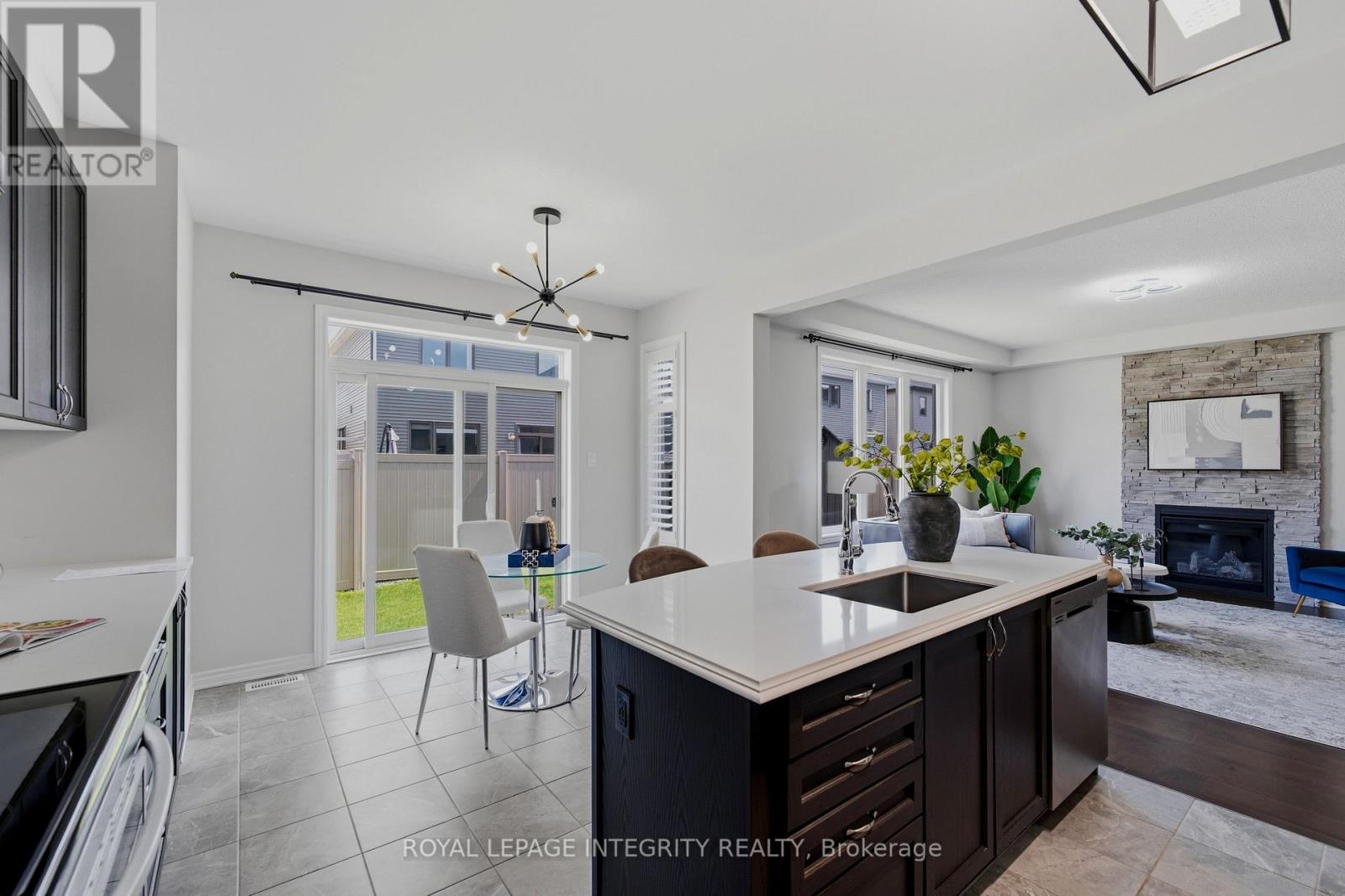 414 APHELION CRESCENT - 19