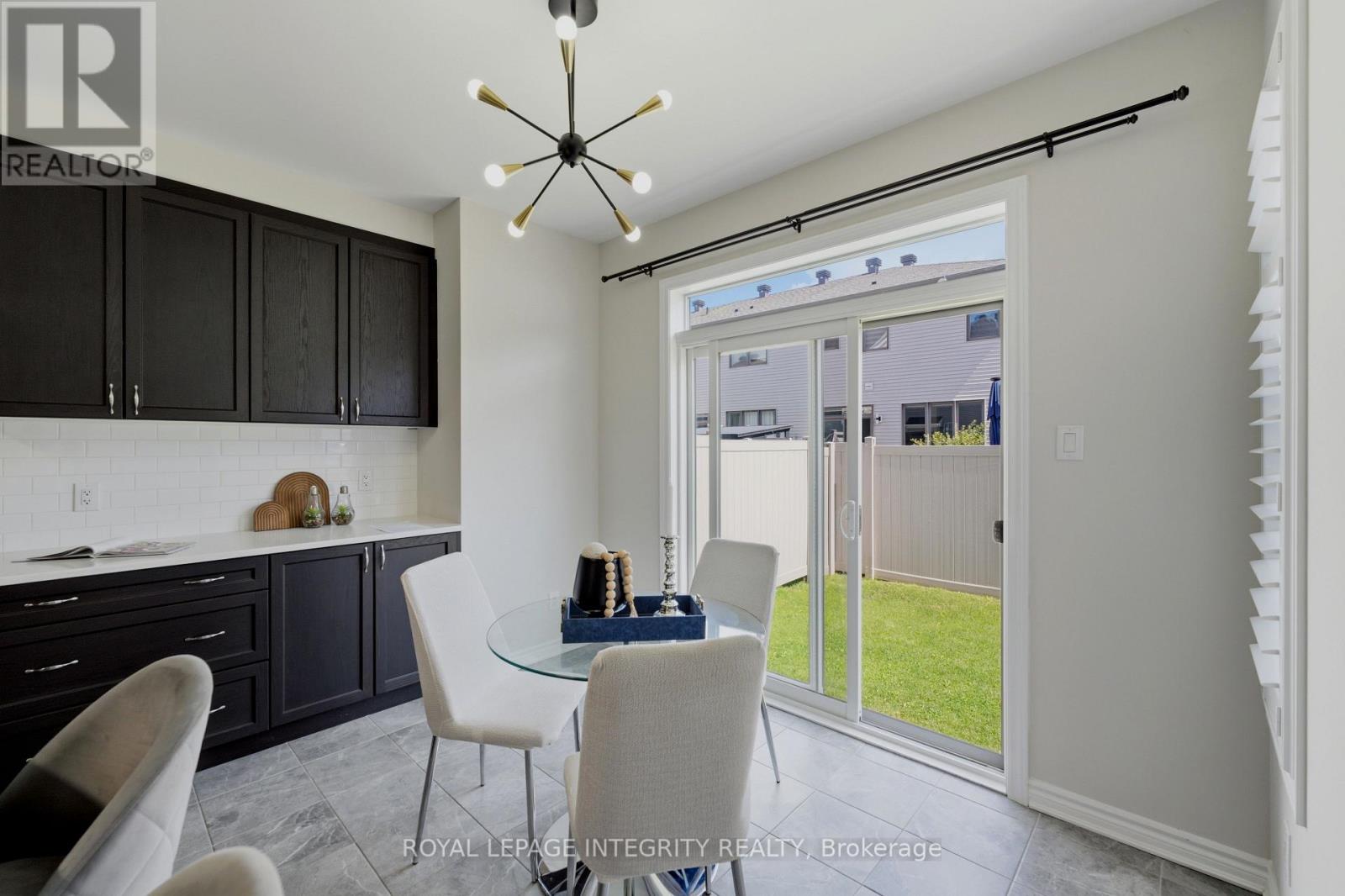 414 APHELION CRESCENT - Image 20