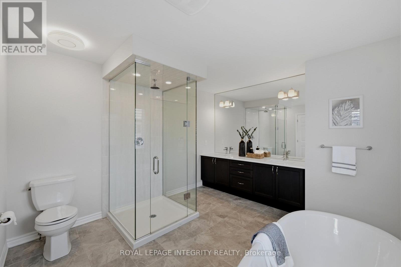 414 APHELION CRESCENT - Image 27