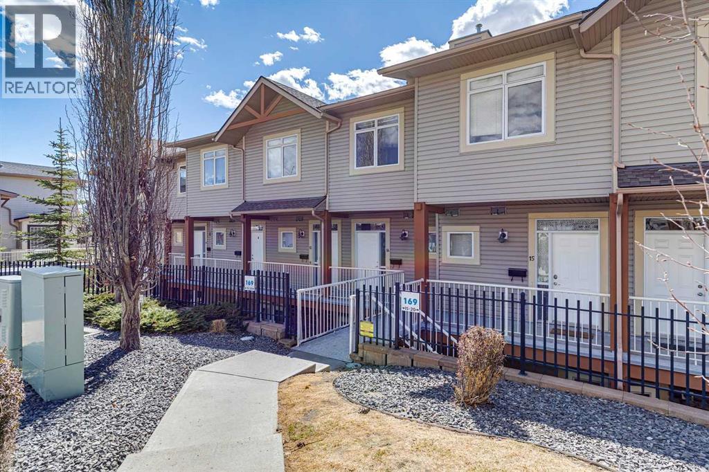 #14 169 Rockyledge View NW - 27