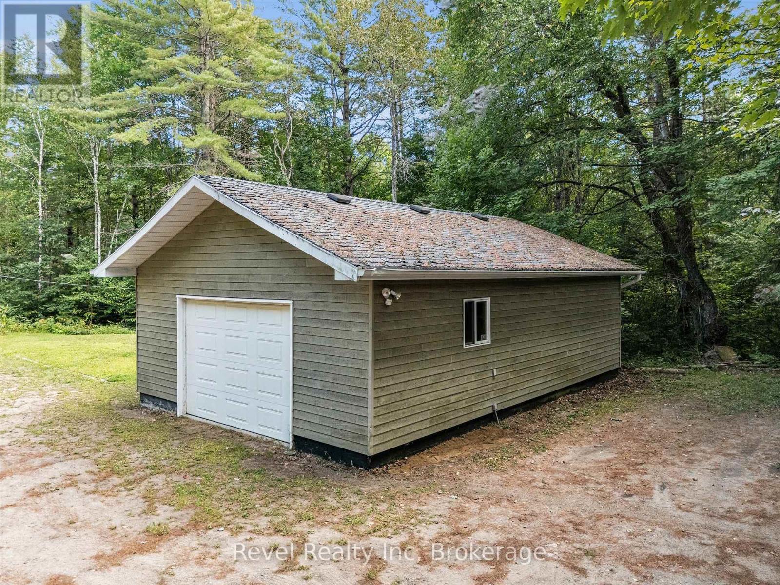 1326 ECHO LAKE ROAD - 2