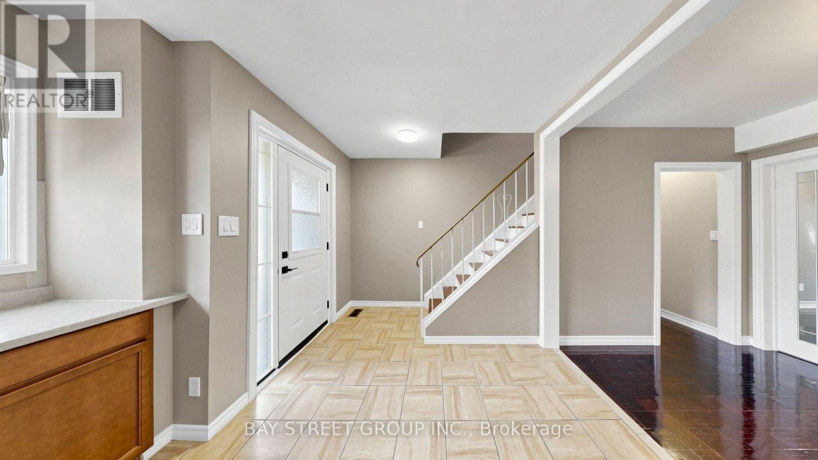 #117 57 GODSTONE ROAD - 12
