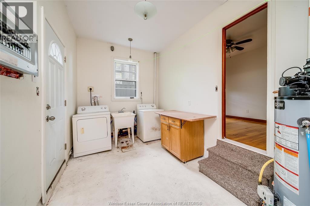 3173 WYANDOTTE West - 21