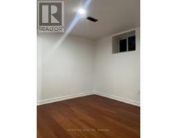 Bsmt - 26 Oakridge Drive, Toronto, ON M1M2A4 Photo 7