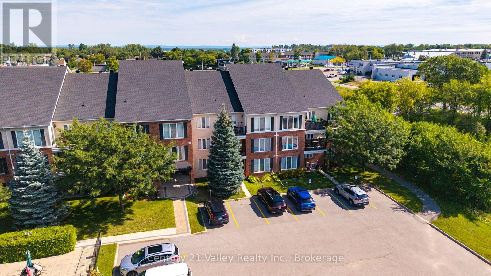 #302 16 SHEFFIELD STREET - Image 28