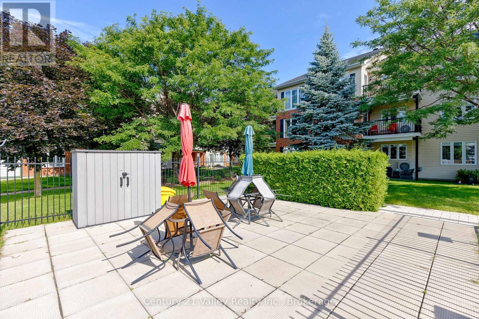 #302 16 SHEFFIELD STREET - Image 32