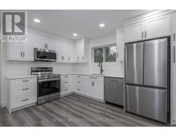 759 Innisfil Beach Road, Innisfil, ON L9S4E4 Photo 12